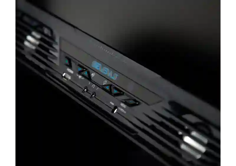 Vanguard GAEMS 24" Portable Gaming Monitor