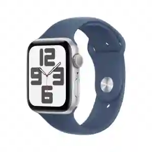 Apple Watch SE (2nd Gen) 44mm Silver Aluminium with Starlight Sport Band (GPS) | Qatar