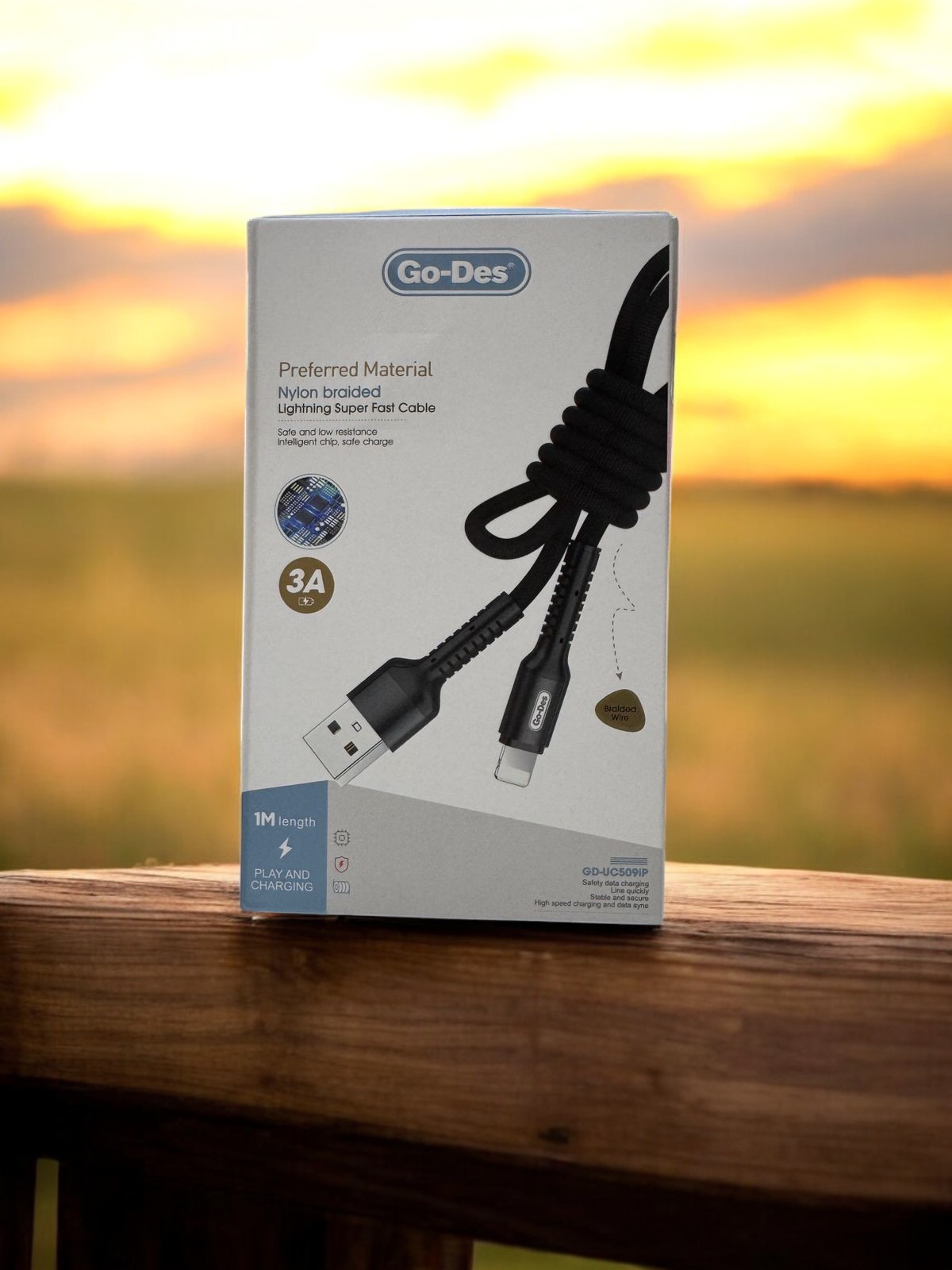 GO-DES GD-UC509IP USB-A to Lightning Cable – Fast Charging & Durable Braided Design