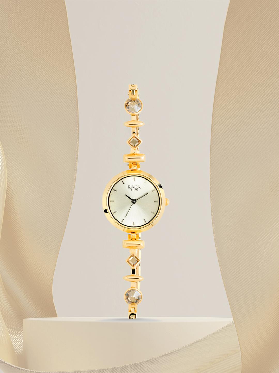 Titan Astrid from Raga Facets 2606YM05 | Titan Qatar