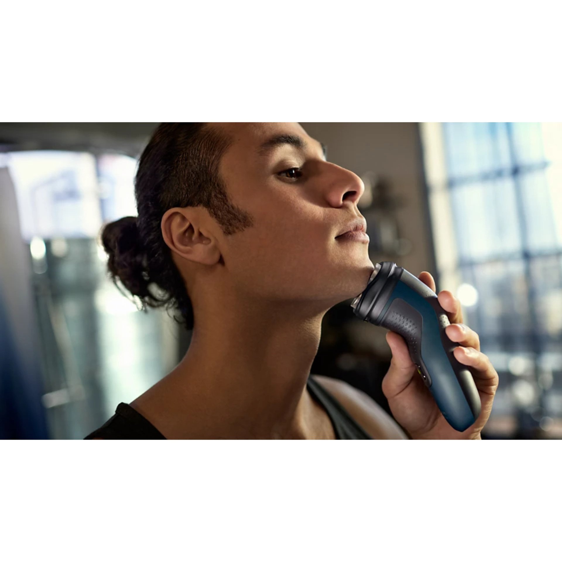 Philips Male Shaver Wet & Dry Electric Shaver 1000 Series S1151/00 – Easy & Comfortable Shave