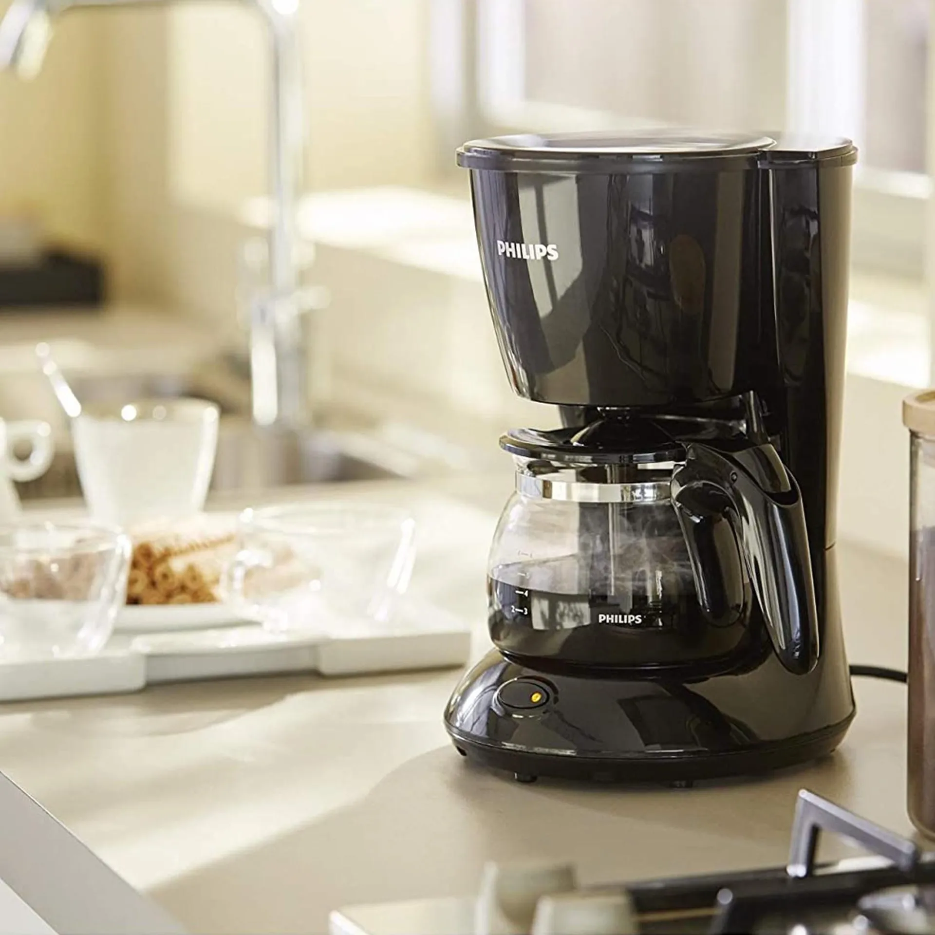 Philips Drip Coffee Maker HD7432/20 | Daily Mini 0.6L Coffee Machine – Metal Black