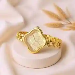 Titan Karishma Beige Dial Analog Metal Strap Watch for Women 2701YM01