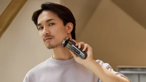 Philips i9000 Wet & Dry Electric Shaver with SkinIQ X9002/05